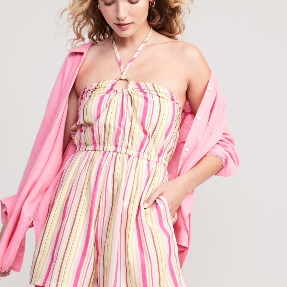 Old Navy Women's Striped O-Ring Halter Romper 3.5" Inseam Pink Multi Size Large